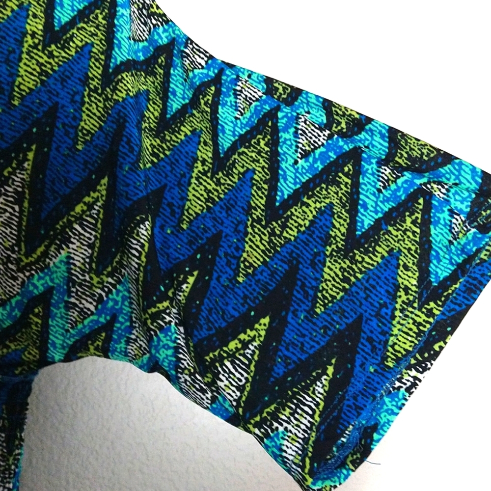 Christina Love Aztec Print Multi  Color Maxi Dress V neck Keyhole back Size M - Picture 4 of 8